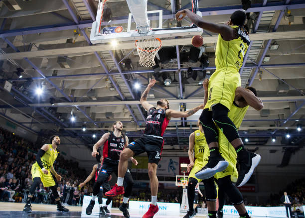 还以最佳球 还以最佳球