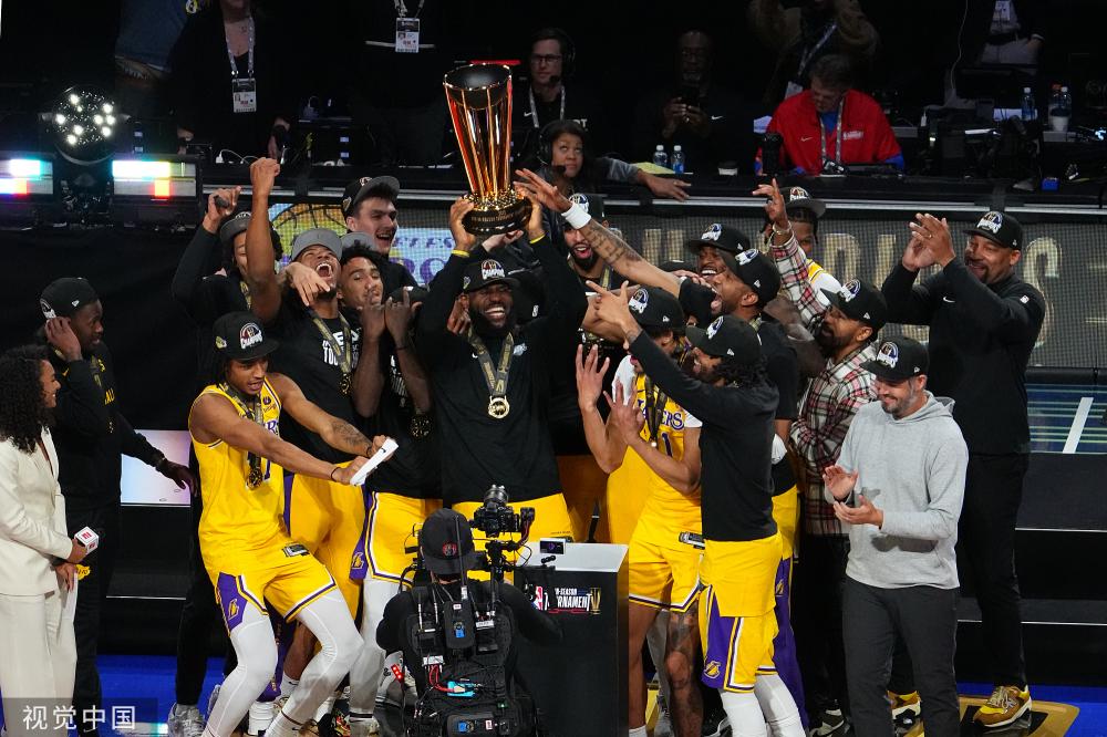 的贴身防守 的贴身防守