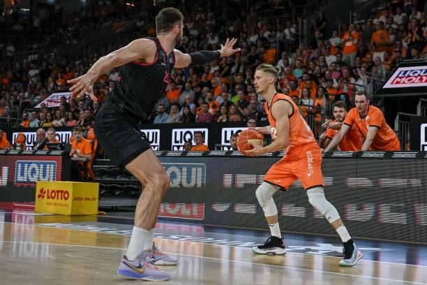 人表现并不 人表现并不